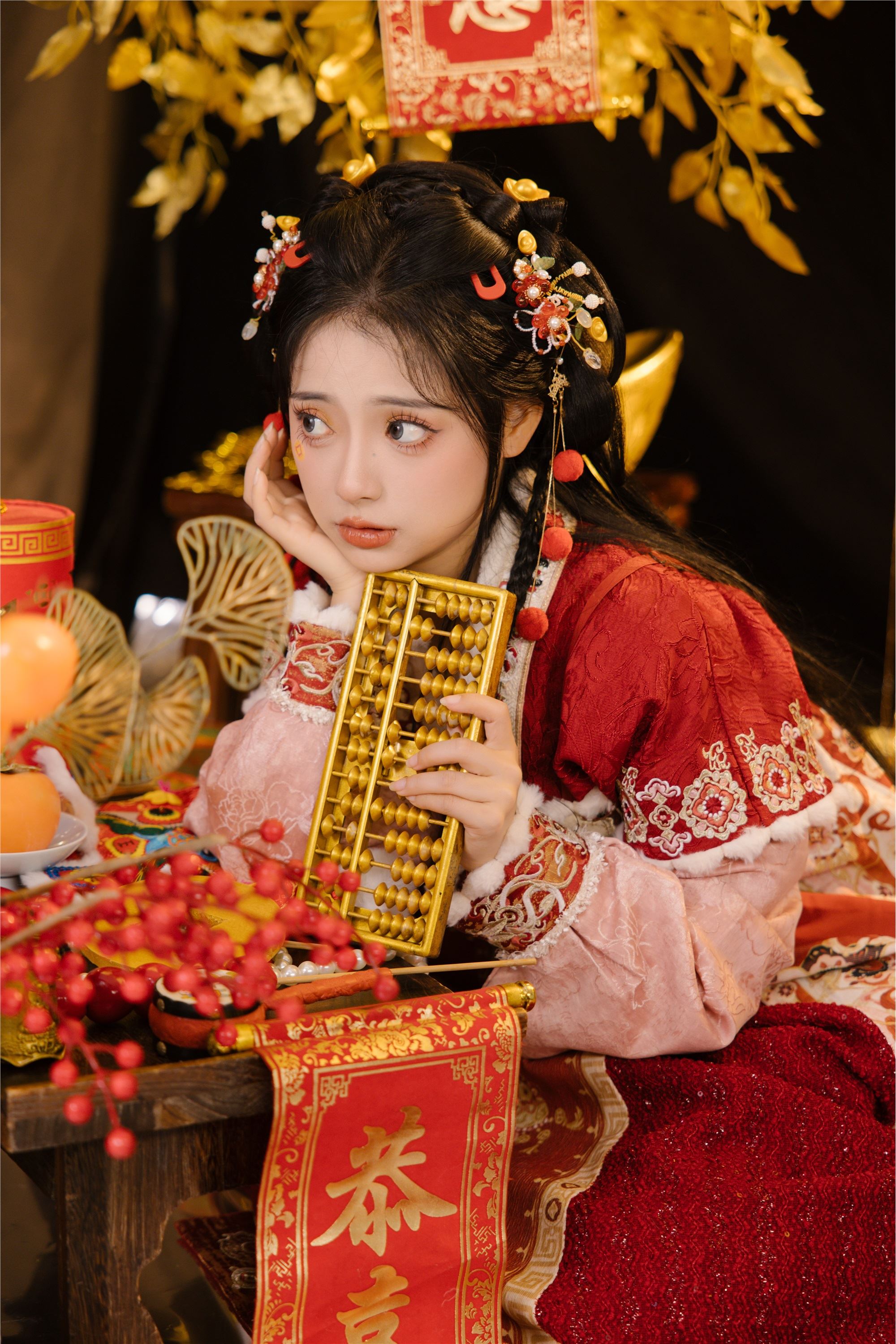 YITUYU艺图语 2025.01.30 蛇年大吉 衔鹿